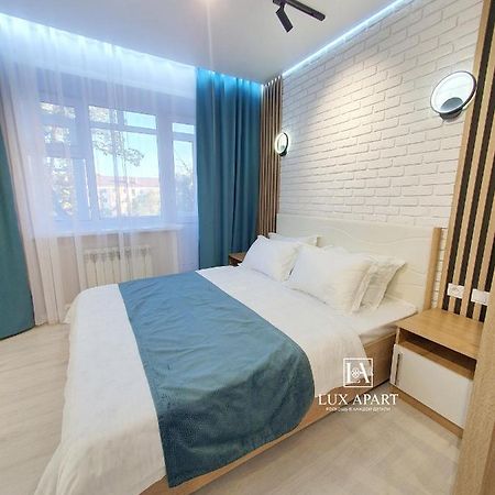 Lux Апартаменты В Центре Караганды На 45 Квартале Karagandy Exterior foto